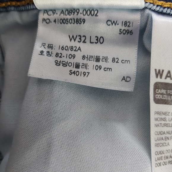 Levi's Premium 70'S HIGH FLARE WOMEN'S JEANS - Picture 13 of 13